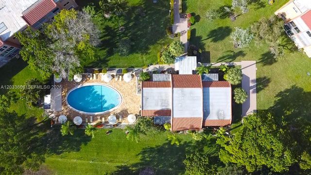 8852 W Mcnab Road 205, Tamarac, FL 33321