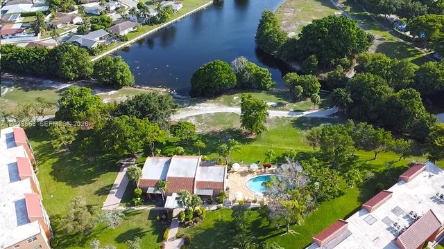 8852 W Mcnab Road 205, Tamarac, FL 33321