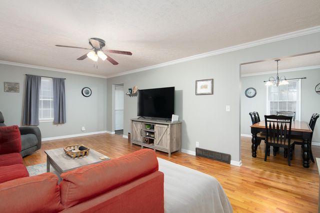 324 Highland Avenue, Lawrenceburg, KY 40342