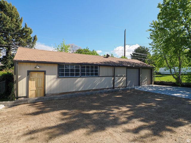 2157 E SHERMAN AVE, Salt Lake City, UT 84108