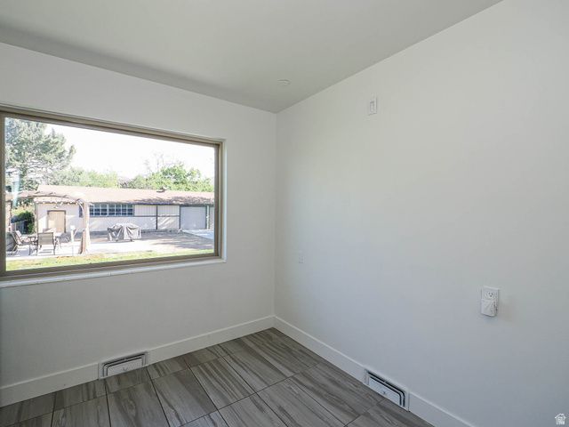 2157 E SHERMAN AVE, Salt Lake City, UT 84108