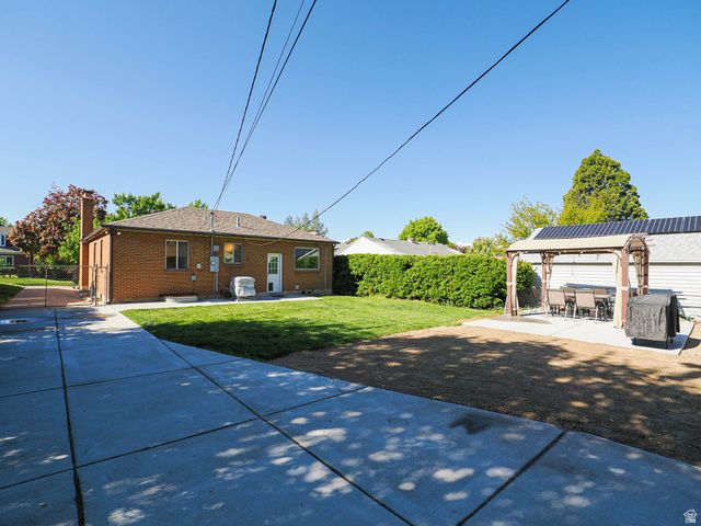 2157 E SHERMAN AVE, Salt Lake City, UT 84108