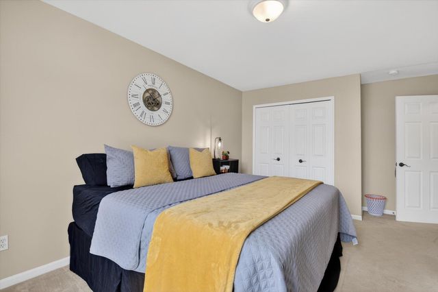 7233 N Lake Orchard Drive, Dexter Twp, MI 48118
