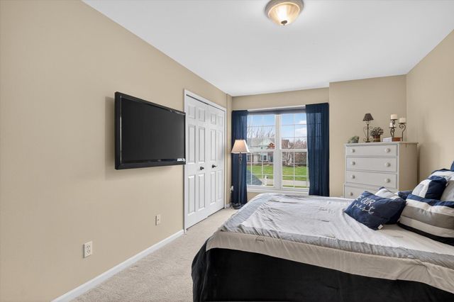 7233 N Lake Orchard Drive, Dexter Twp, MI 48118