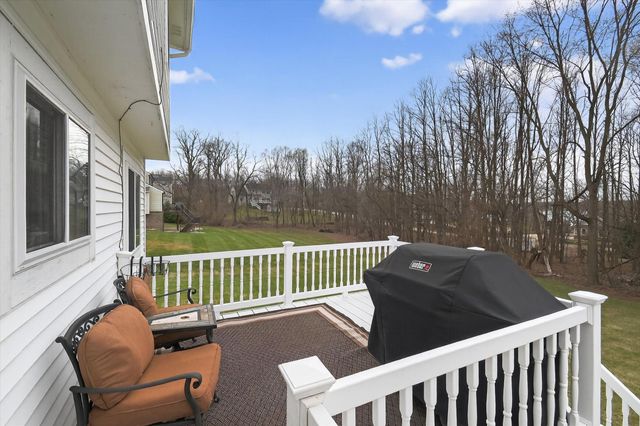 7233 N Lake Orchard Drive, Dexter Twp, MI 48118