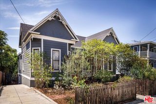 1334 Calumet Avenue, Los Angeles, CA 90026