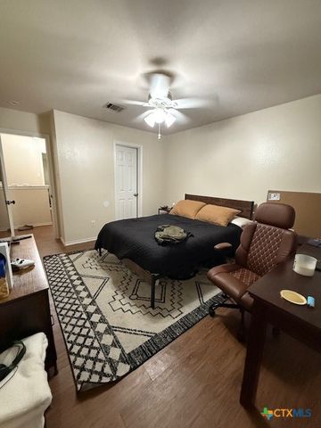 911 Sage Wood Trail, San Marcos, TX 78666