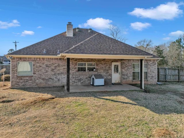538 Karabeth Ln, Hallsville, TX 75650
