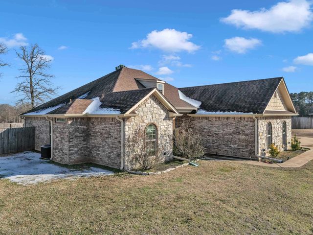 538 Karabeth Ln, Hallsville, TX 75650