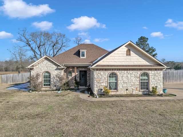538 Karabeth Ln, Hallsville, TX 75650