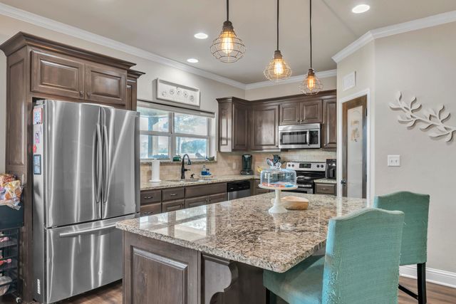 538 Karabeth Ln, Hallsville, TX 75650