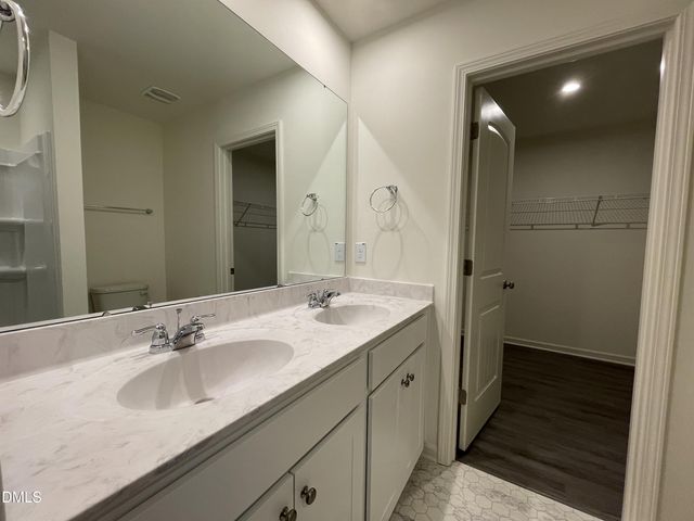 49 Suhani Lane, Clayton, NC 27520