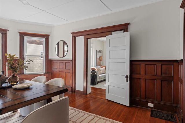 15 Bradford Avenue, Newport, RI 02840