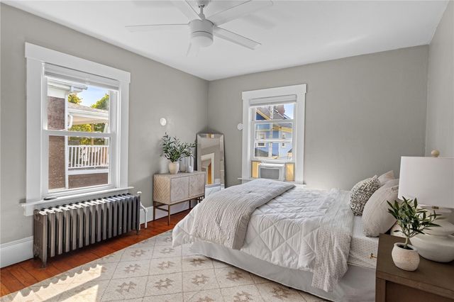 15 Bradford Avenue, Newport, RI 02840