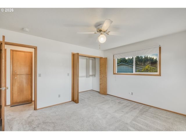 6788 Se MOLT St, Milwaukie, OR 97267