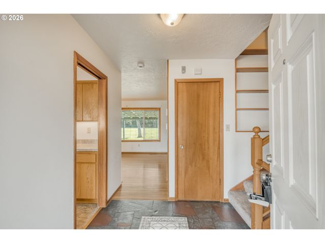 6788 Se MOLT St, Milwaukie, OR 97267