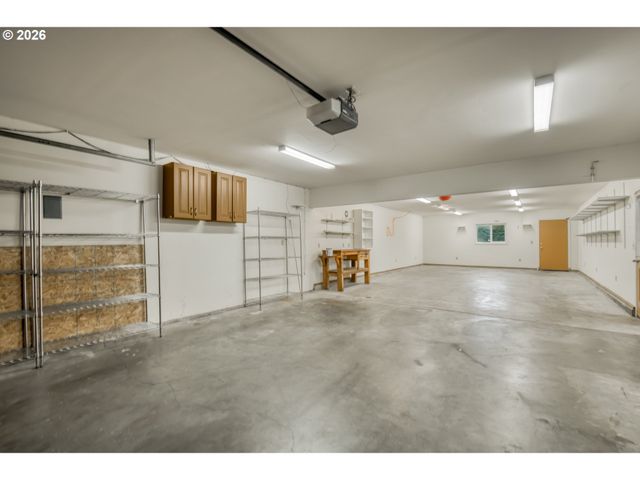 6788 Se MOLT St, Milwaukie, OR 97267