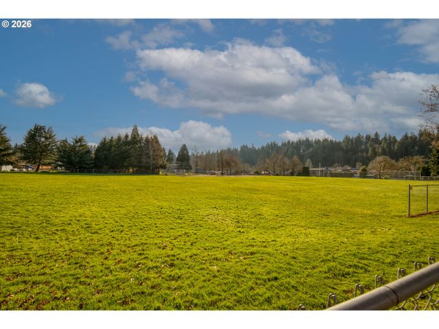 6788 Se MOLT St, Milwaukie, OR 97267