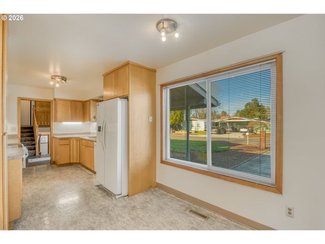 6788 Se MOLT St, Milwaukie, OR 97267