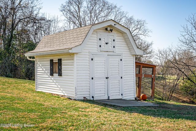 179 Kings Church Ct, Taylorsville, KY 40071
