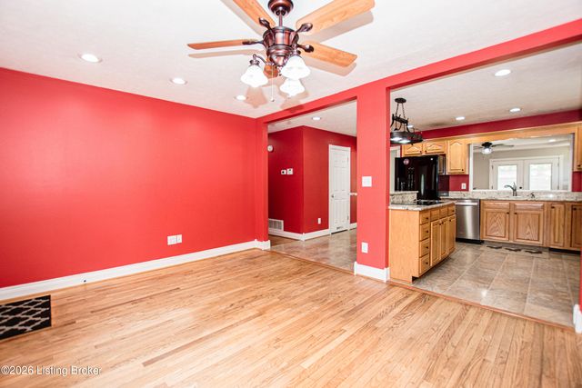 179 Kings Church Ct, Taylorsville, KY 40071