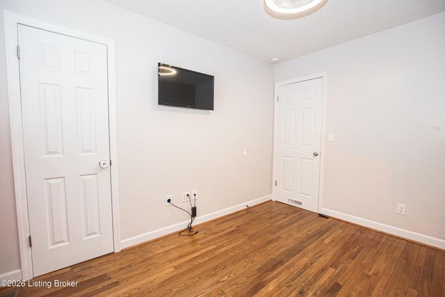 179 Kings Church Ct, Taylorsville, KY 40071