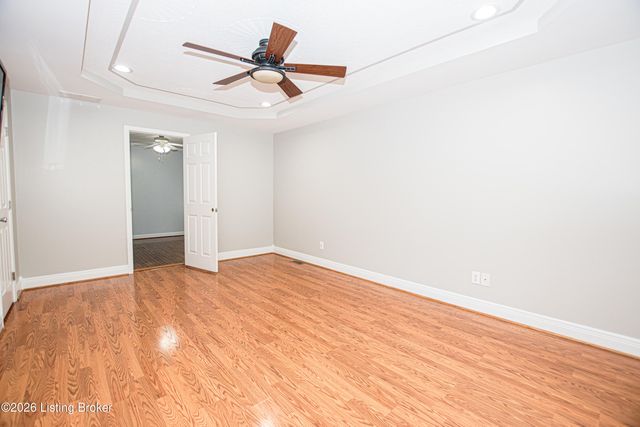 179 Kings Church Ct, Taylorsville, KY 40071