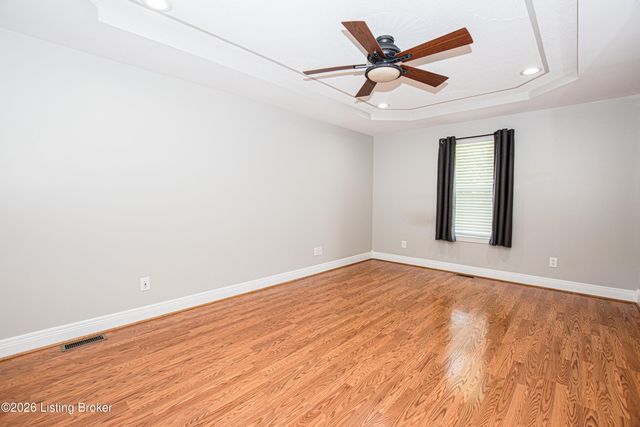 179 Kings Church Ct, Taylorsville, KY 40071