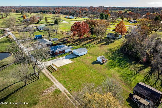 179 Kings Church Ct, Taylorsville, KY 40071