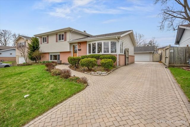 458 N 5th Avenue, Des Plaines, IL 60016