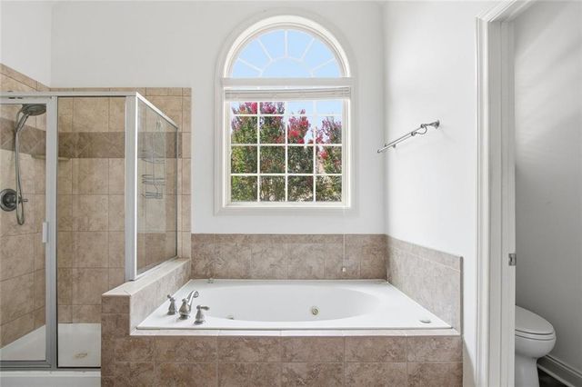 5827 Cliff Valley Way, Flowery Branch, GA 30542
