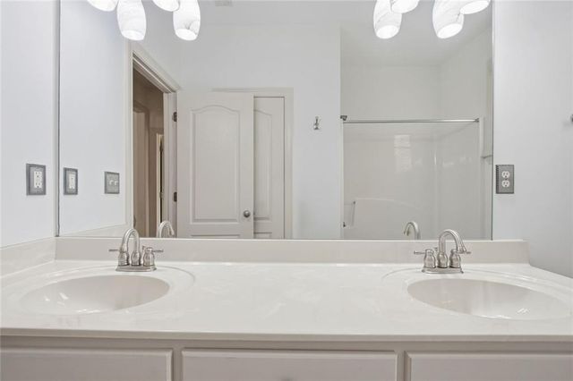 5827 Cliff Valley Way, Flowery Branch, GA 30542