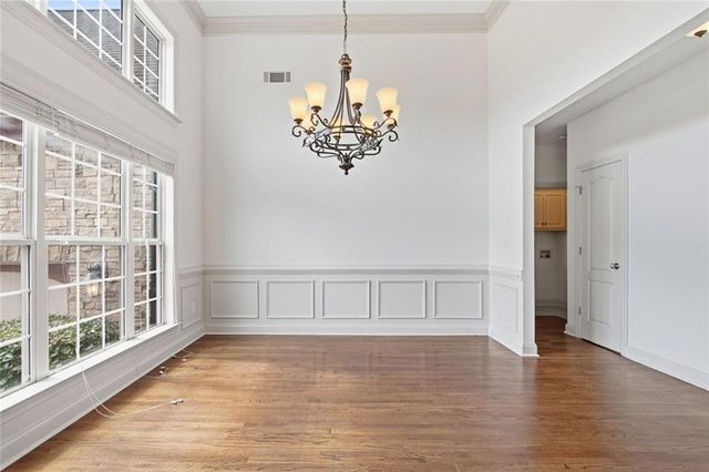 5827 Cliff Valley Way, Flowery Branch, GA 30542