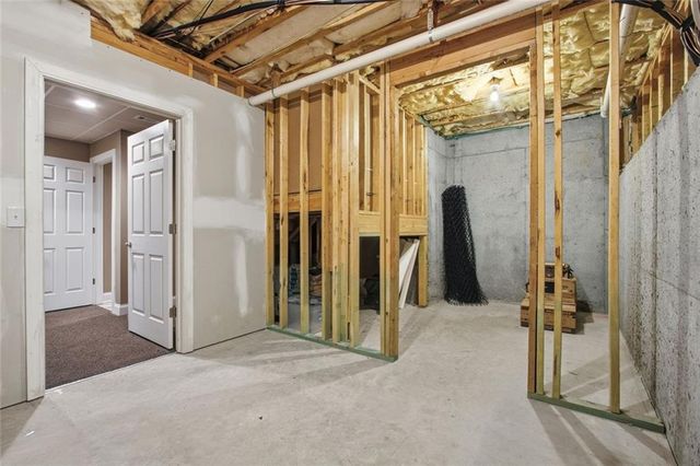 5827 Cliff Valley Way, Flowery Branch, GA 30542