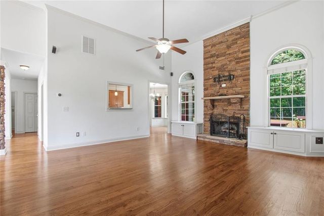 5827 Cliff Valley Way, Flowery Branch, GA 30542
