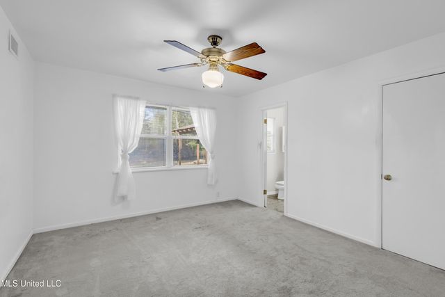 13600 Money Farm Road, Ocean Springs, MS 39564