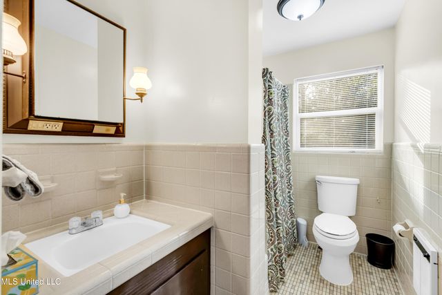 13600 Money Farm Road, Ocean Springs, MS 39564