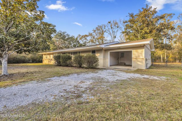 13600 Money Farm Road, Ocean Springs, MS 39564