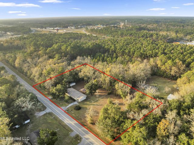 13600 Money Farm Road, Ocean Springs, MS 39564