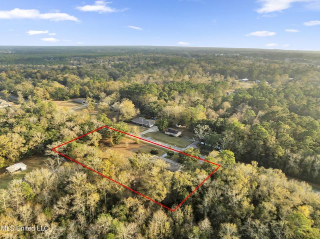 13600 Money Farm Road, Ocean Springs, MS 39564