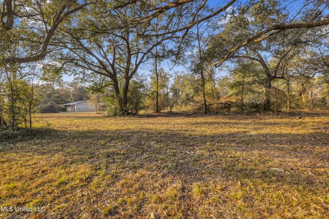 13600 Money Farm Road, Ocean Springs, MS 39564