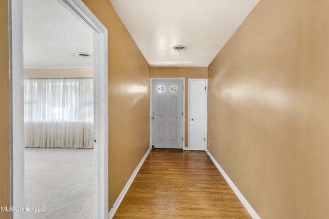 13600 Money Farm Road, Ocean Springs, MS 39564