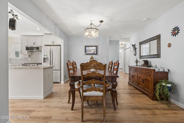 6 Wales Court, Forked River, NJ 08731