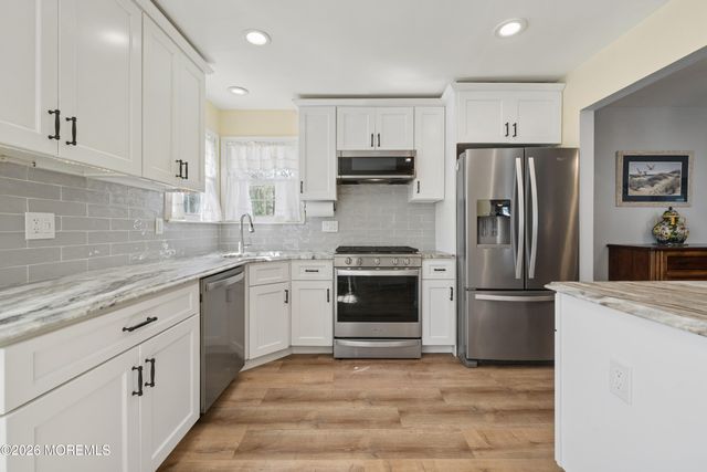 6 Wales Court, Forked River, NJ 08731