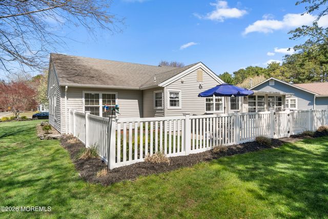 6 Wales Court, Forked River, NJ 08731
