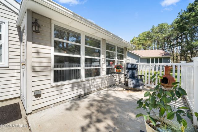 6 Wales Court, Forked River, NJ 08731