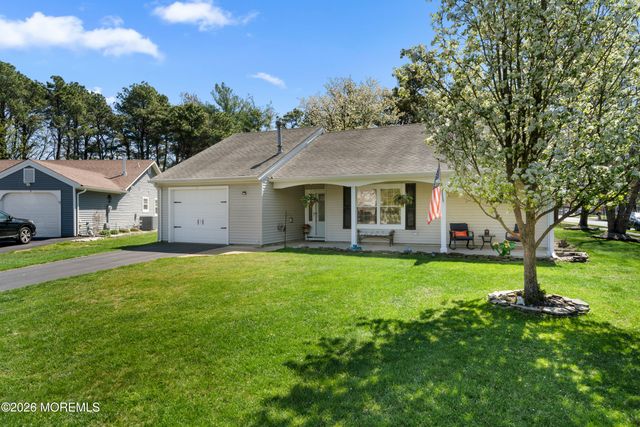 6 Wales Court, Forked River, NJ 08731