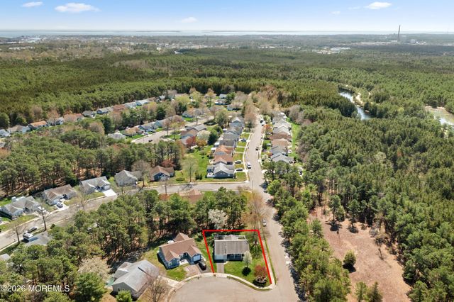6 Wales Court, Forked River, NJ 08731