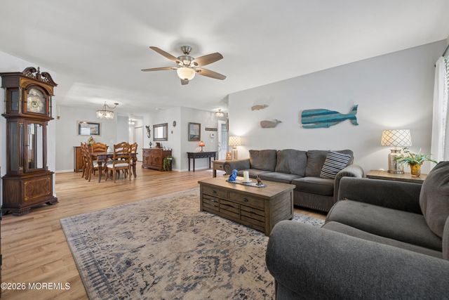 6 Wales Court, Forked River, NJ 08731