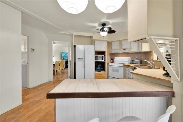 132 Hester Drive, Cathedral City, CA 92234